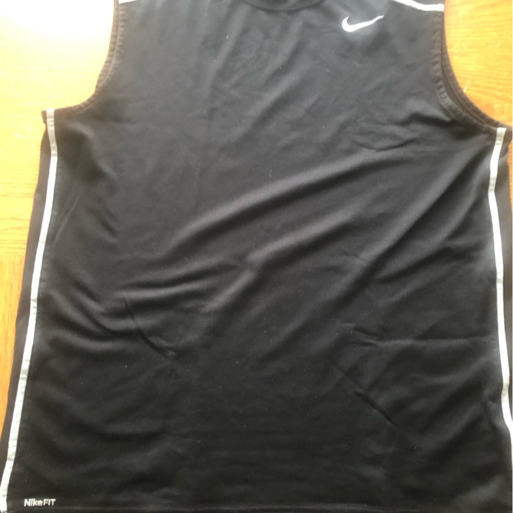 Preowned NikeFIT Black with silver trim tank top